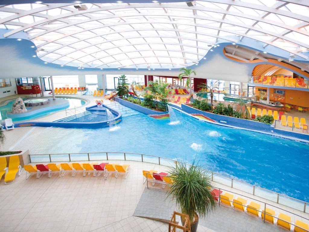 H2O Hotel-Therme-Resort, Fuer Familien Mit Kindern Bad Waltersdorf Exterior photo